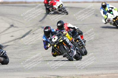 media/Nov-26-2023-TrackDaz (Sun) [[64ad8cfd8f]]/Mock Race/Outside Grapevine/